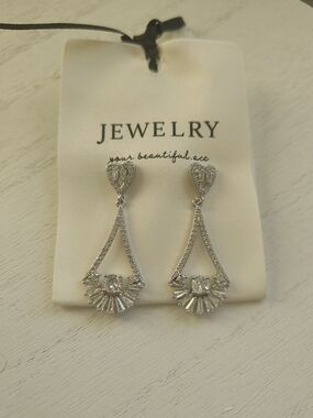 Silver Crystal Drop Earrings